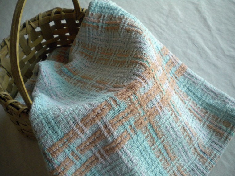 Bronson Lace Towel in Ice Blue and Tan