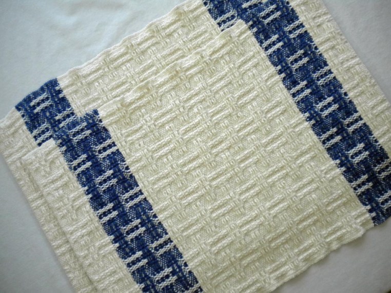 Cotton Placemats in Cream and Blue