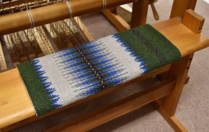 The finished boundweave bench pad