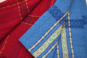 Ms and Ws woven as drawn in