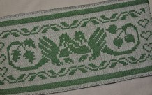 Damask with Pattern-Saving Lashes, front